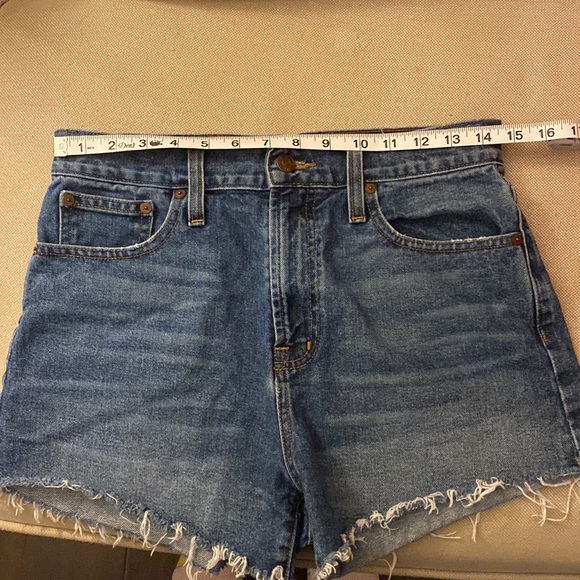 Madewell The Perfect Jean Short Size 25 - Picture 5 of 7
